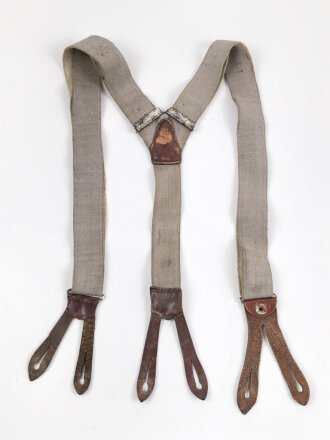 Hosenträger aus der Zeit des 2.Weltkrieg stark getragen