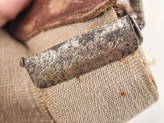 Hosenträger aus der Zeit des 2.Weltkrieg stark getragen