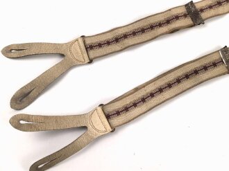 Hosenträger aus der Zeit des 2.Weltkrieg,  stark getragen
