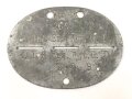 Erkennungsmarke aus Zink "  Infanterie Ersatz Regiment Grossdeutschland "  deutlich getragenes Stück