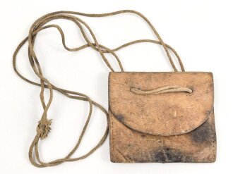 Tasche für eine Erkennungsmarke , deutlich getragenes Stück