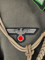 Heer, Waffenrock für einen Oberst im Gebirgsjäger Regiment 79. Getragenes Stück, die Ärmelpatten unrichtig neuzeitlich ergänzt.