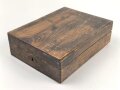 Kasten für persönliche Hygiene, laut Vorbesitzer aus dem Nachlass eines Offizier der Wehrmacht. Maße des Kasten etwa 16 x 21 x 6cm