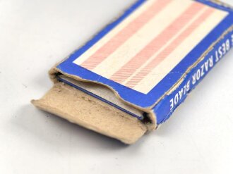 Metallrasierer in rotbrauner Preßstoffdose von Rotbart.