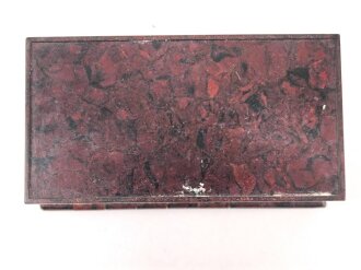 Metallrasierer in rotbrauner Preßstoffdose von Rotbart.