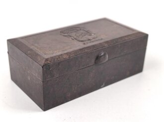 Metallrasierer in rotbrauner Preßstoffdose von Rotbart.