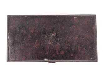 Metallrasierer in rotbrauner Preßstoffdose von Rotbart.