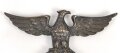 Tischadler / Parteiadler NSDAP  zum Aufstellen . Buntmetall, Flügelspannweite 23cm, das Hakenkreuz poliert. Sehr guter Zustand