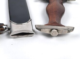 NSKK Dienstdolch, saubere Klinge von  M7/19 " Eduard Wüsthof "  datiert 1938 . Minimal getragenes Stück in sehr gutem Gesamtzustand.