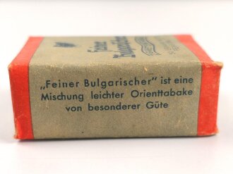 Pack " Feinster Bulgarischer Zigarettentabak" , ungeöffnet, Steuerbanderole mit schwach geprägtem Hakenkreuz