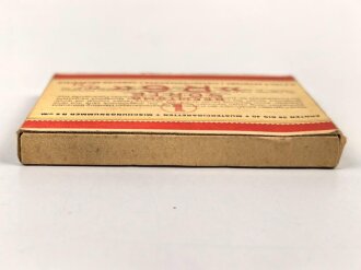 Pack " R 6 " Zigaretten, ungeöffnet, Steuerbanderole mit Hakenkreuz