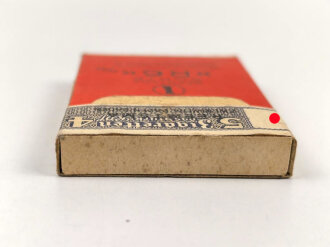 Pack "5 Musterzigaretten R6" , ungeöffnet, Steuerbanderole mit Hakenkreuz