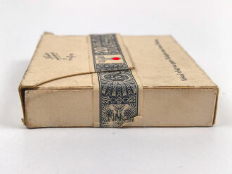Pack " Sondermischung Typ 4" Zigaretten, geöffnet, Steuerbanderole mit Hakenkreuz
