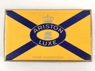 Pack "Ariston Luxe" Zigaretten, ungeöffnet, Steuerbanderole mit Hakenkreuz