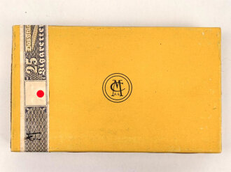 Pack "Ariston Luxe" Zigaretten, ungeöffnet, Steuerbanderole mit Hakenkreuz