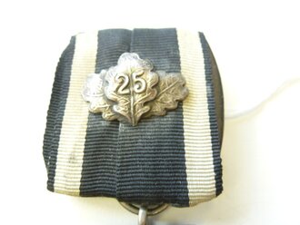 Eisernes Kreuz 2.Klasse 1870 mit Eichenlaub "25" Der Eisenkern gebrochen