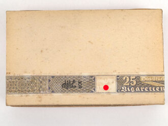 Pack "Khedive" Zigaretten, ungeöffnet, Steuerbanderole mit Hakenkreuz