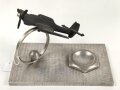 Luftwaffe, Erinnerungsgegenstand aus Aluminium / Zink. Maße der Grundplatte11,5 x 19cm
