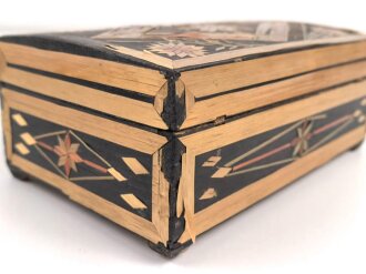 Erinnerungsschachtel aus Holz " Russland 1944" leicht defekt, Maße etwa 12,5 x 20 x 8cm