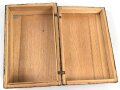 Erinnerungsschachtel aus Holz " Russland 1944" leicht defekt, Maße etwa 12,5 x 20 x 8cm