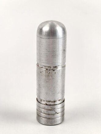 Feuerzeug aus Aluminium . Gesamthöhe 63mm, Funktion nicht geprüft, leer