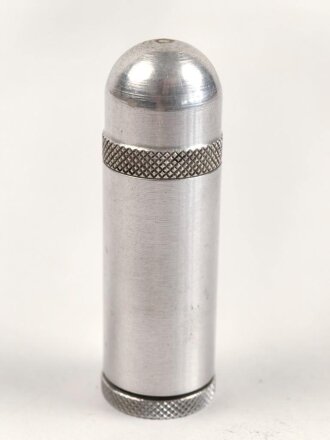 Feuerzeug aus Aluminium . Gesamthöhe 73mm, Funktion...