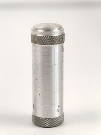 Feuerzeug aus Aluminium . Gesamthöhe 56mm, Funktion...