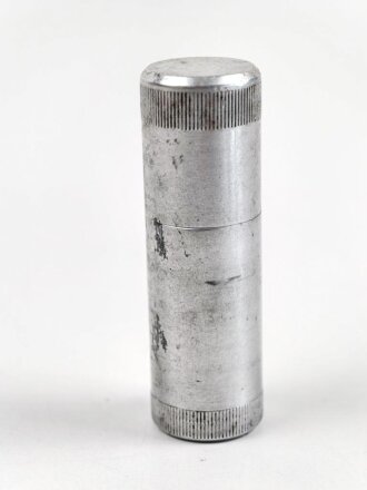 Feuerzeug aus Aluminium . Gesamthöhe 60mm, Funktion...