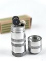 Feuerzeug aus Aluminium . Gesamthöhe 54mm, Funktion nicht geprüft, leer, in der originalen Umverpackung