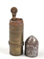 Feuerzeug aus Messing / Eisen . Gesamthöhe 72mm, Funktion nicht geprüft, leer