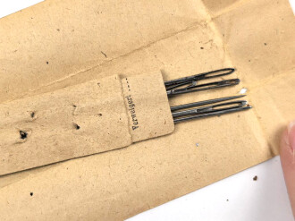 Zwei Pack " Nadelsortiment für den Deutschen Soldaten"