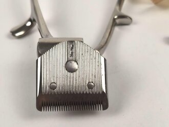 Haarschneider " Liberal " , wohl ungebraucht, in der origianlen Umverpackung