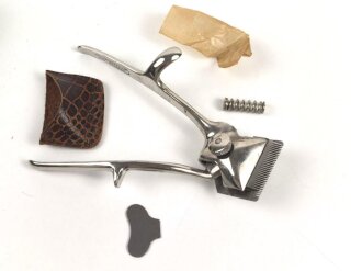 Haarschneider " Liberal " , wohl ungebraucht, in der origianlen Umverpackung