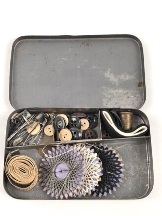 Blechdose " Nähzeug DRGM " etwa 9 x 15 x 2cm