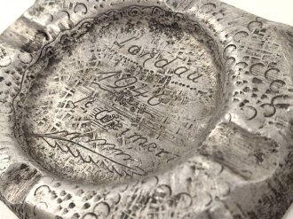 Kriegsgefangenschaft ? Aschenbecher aus Leichtmetall " Landau 1946 Lt. Weimert" Breite 16cm