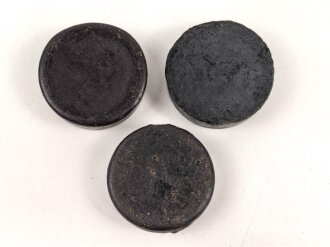 Drei Stück  Wachs für Lederzeug, Durchmesser je ca. 4cm