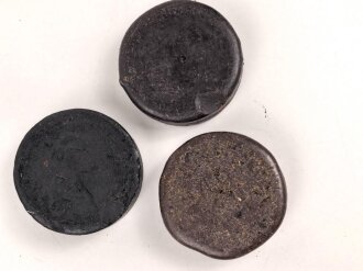 Drei Stück  Wachs für Lederzeug, Durchmesser je ca. 4cm