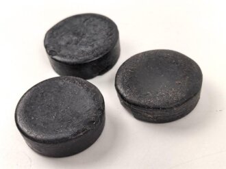 Drei Stück  Wachs für Lederzeug, Durchmesser je ca. 4cm