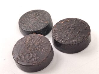 Drei Stück  Wachs für Lederzeug, Durchmesser je...