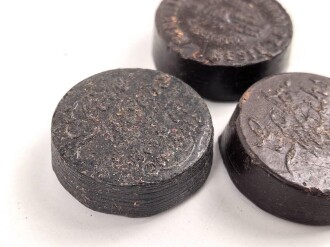 Drei Stück  Wachs für Lederzeug, Durchmesser je ca. 4cm