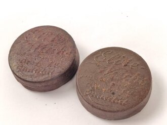 Zwei Stück "Elite"  Wachs für Lederzeug, Durchmesser je ca. 4cm