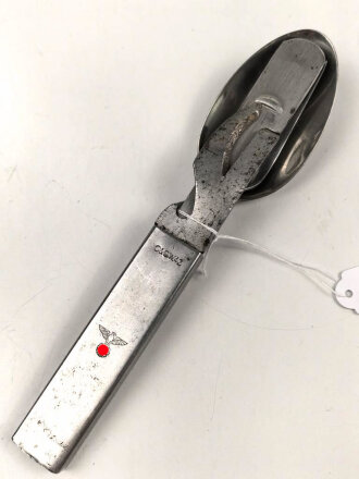 Vierteiliges Besteck Wehrmacht"  C & C.W.42", zusammengehörig, ungebraucht, nicht gereinigt