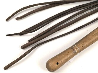 Kleiderpeitsche Wehrmacht, so auch beim...