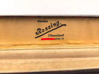 Schmucketui "Juwelier Ressing , Düsseldorf , Adolf Hitlerplatz 11" Guter Zustand, Breite 22cm