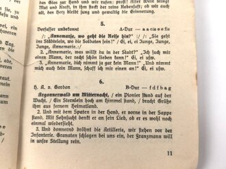 "Liederbuch der Wehrmacht" 80 Seiten, DIN A6, stark gebraucht, Einband lose