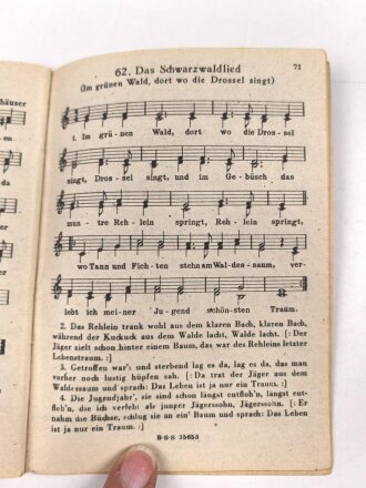 "Das neue Soldaten-Liederbuch" , Textbuch mit Melodien 2 stimmig, 80 Seiten, gebraucht