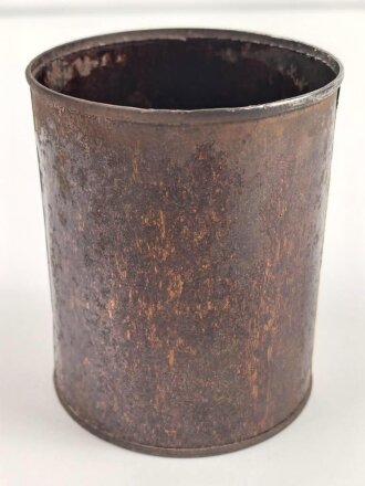 Konservendose Wehrmacht, ob das Papieretikett während oder gleich nach Ende des 2.Weltkriegangebracht wurde entzieht sich meiner Kenntnis.