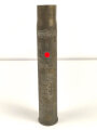 Russische Kartusche von 1941 als Erinnerungsgenstand vermutlich eines Ungarischen Soldaten. Das Hakenkreuz versucht zu entfernen, aber noch sichtbar. Gesamthöhe 31cm