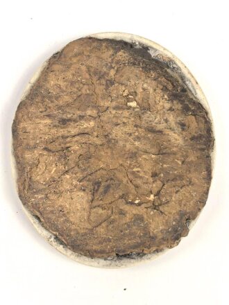 Bildnis eines Heeresangehörigen in Porzellan, vermutlich von einem Grabmal. Höhe 11,5cm