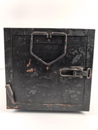 Zubehörtornister zum  Tornister Empänger Berta Torn.E.b. . Überlackiertes Stück